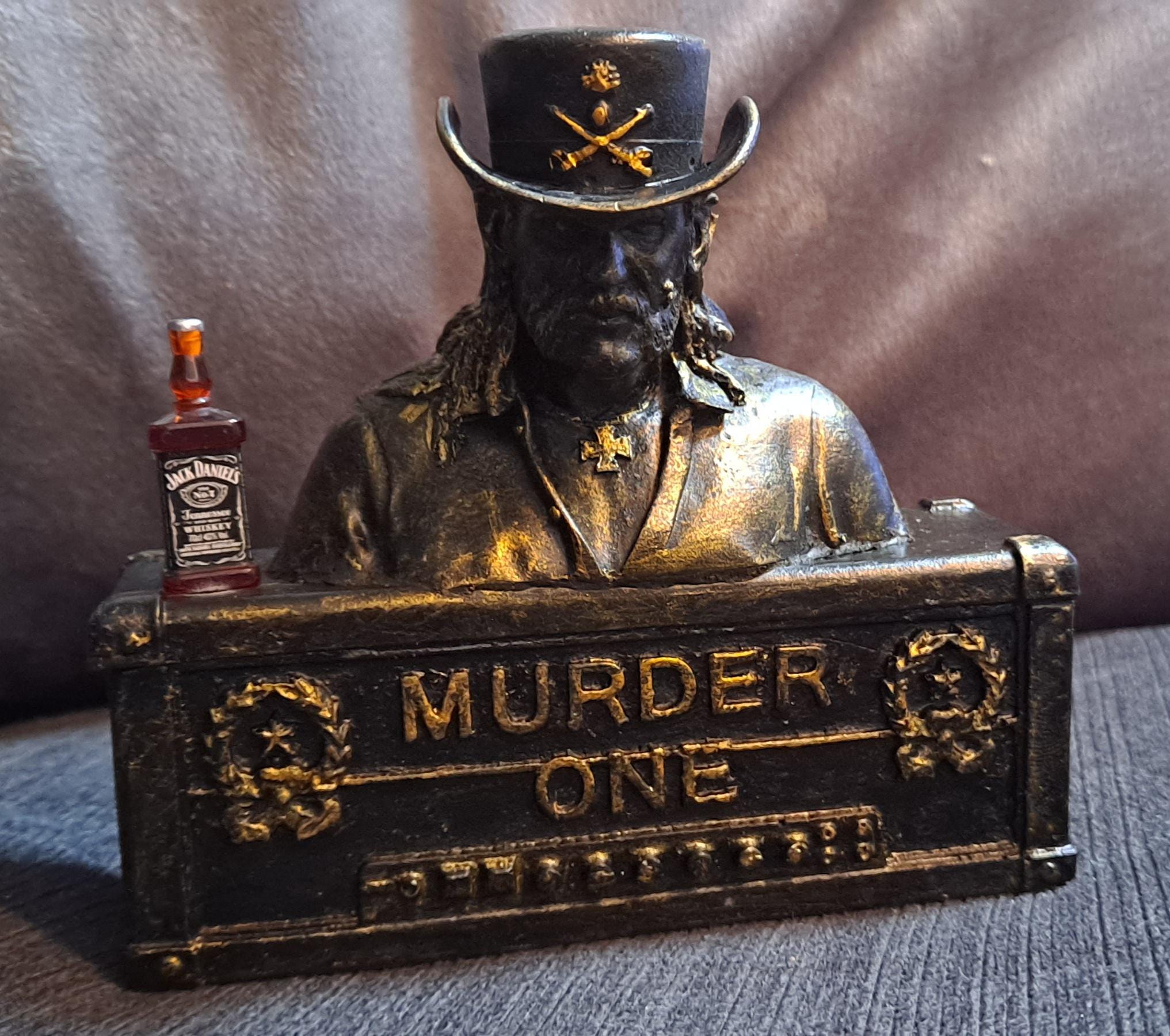 Motőrhead Inspired Lemmy Kilmister Tribute Murder One Amplifier Head Figure Resin Model Custom Statue Hand Painted Mini Bass Guitar Amp 3D