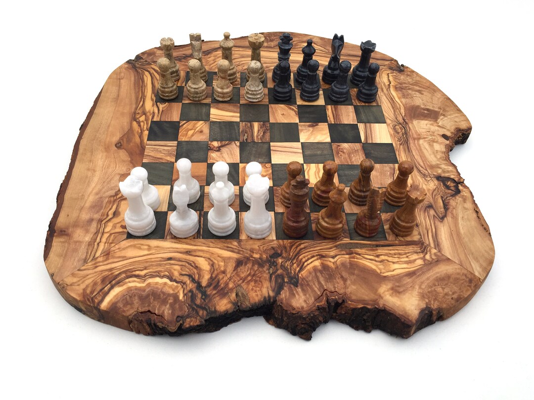 Chess Game Rustic Olive Wood Chess Board Size. M Incl. 32 Chess Pieces