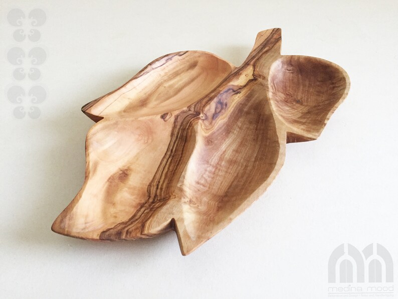Serving plate 4 compartments in leaf shape, snack plate, nut platter handmade from olive wood image 4