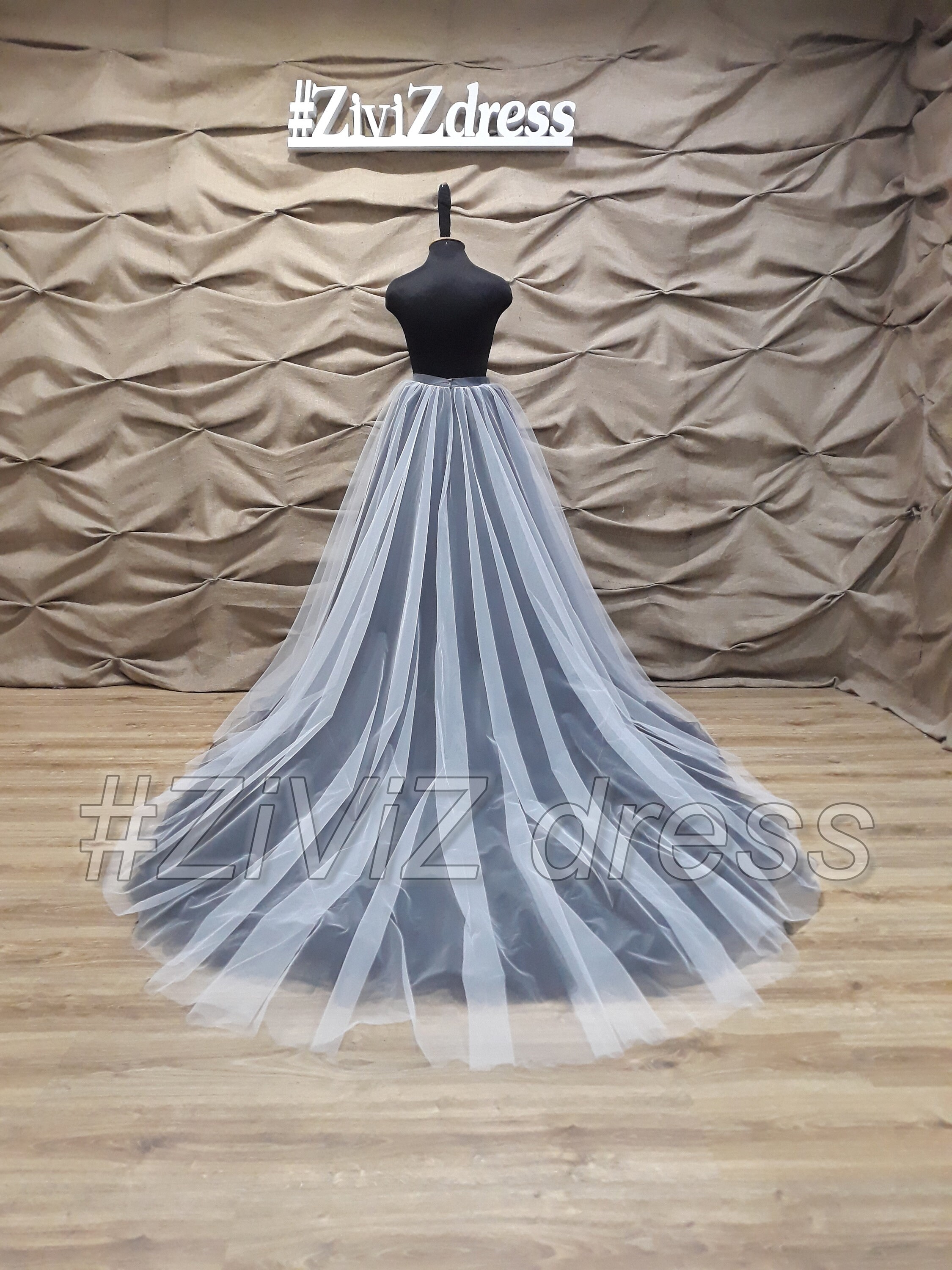 250 cm. 98 long Ombre wedding skirt Black wedding | Etsy