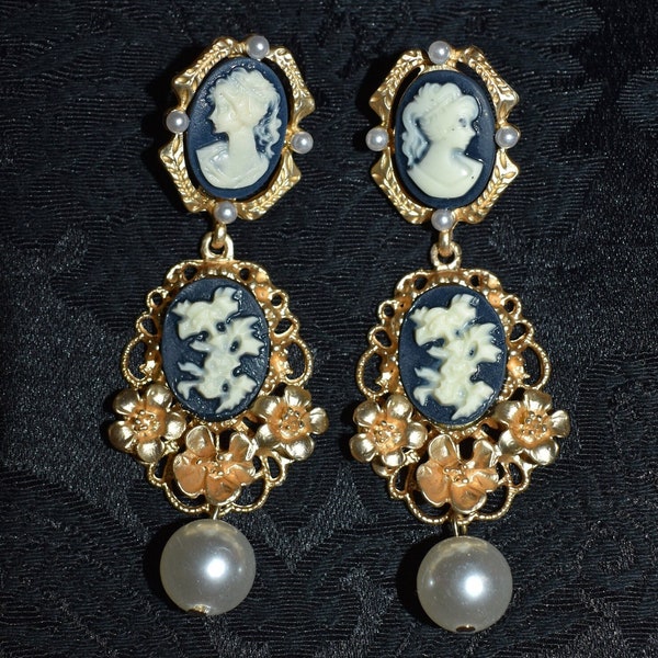 Victoriana Cameo Retrato de una dama traje Rococó Romántico Noire Perla Gota Vintage Regency Oro Filigrana Declaración Pendientes largos de carnaval