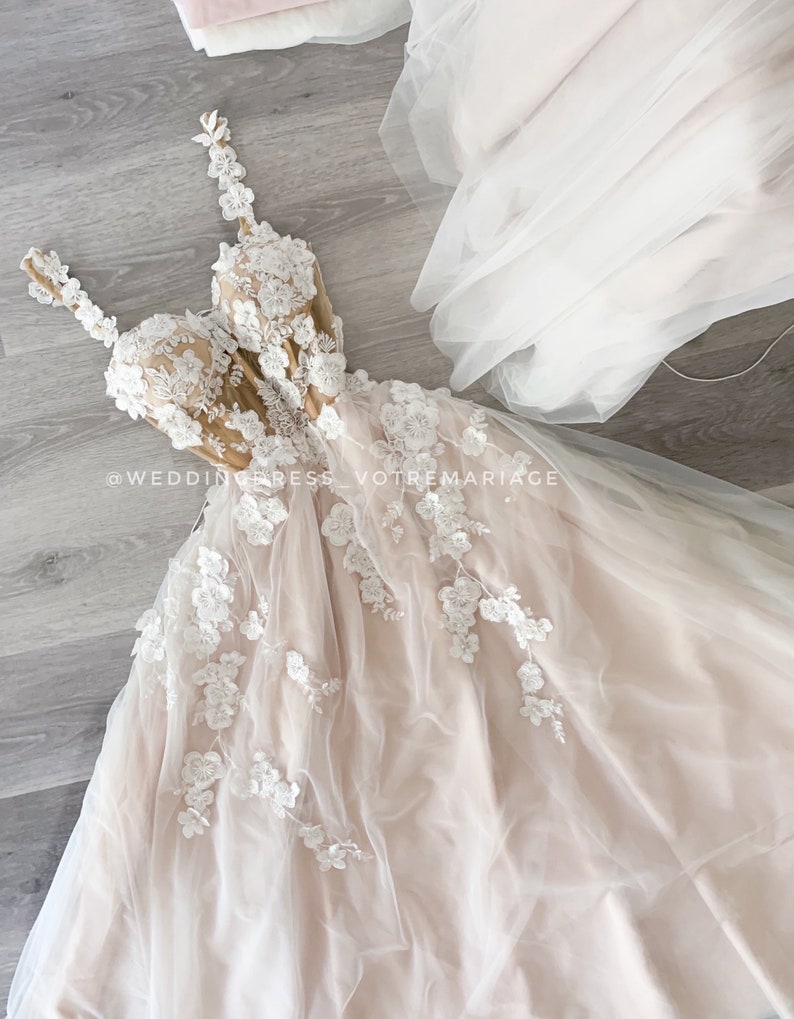 Medina/sweetheart Lase Wedding Dress 3D Flowers Bridal Gown Etsy
