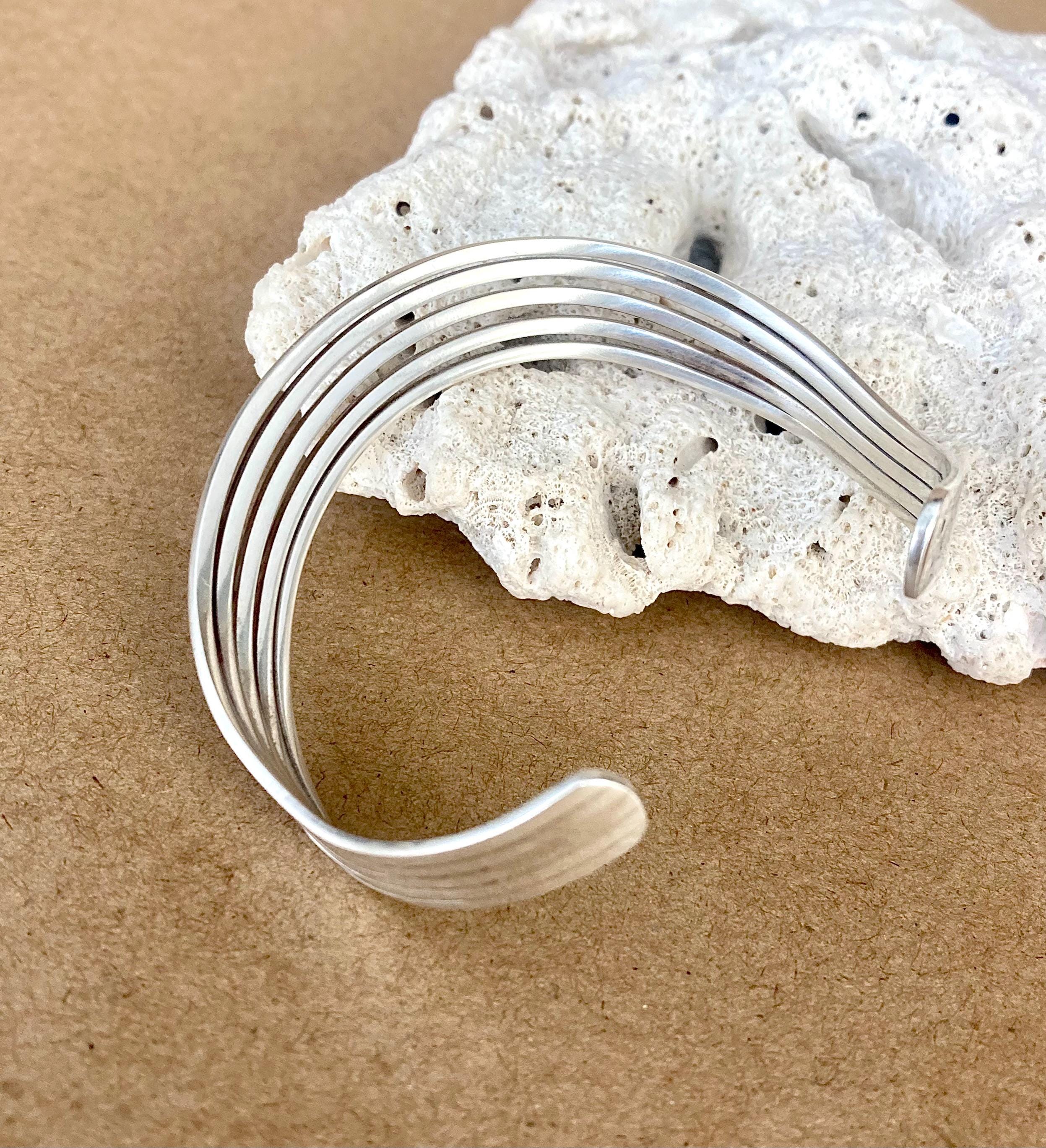 アクセサリー Vintage Silver Wide Wave Caff Bangle 925 Vintage 925 Silver Bangle: Sea Wave Cuff Bracelet, 17g - Etsy