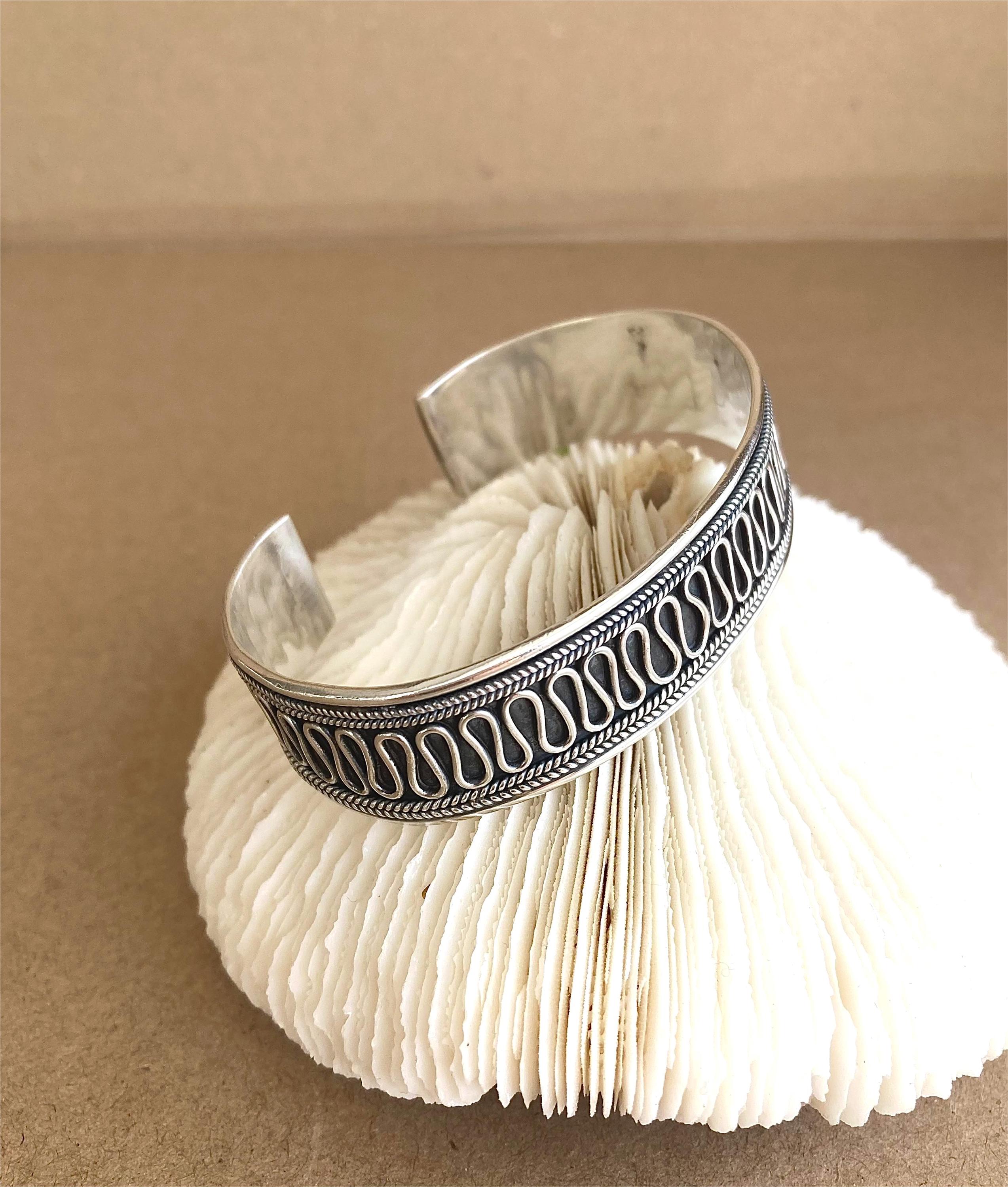 Vintage 925 Silver Cuff Bangle - Wavy Modern Design, 26gms - Gift