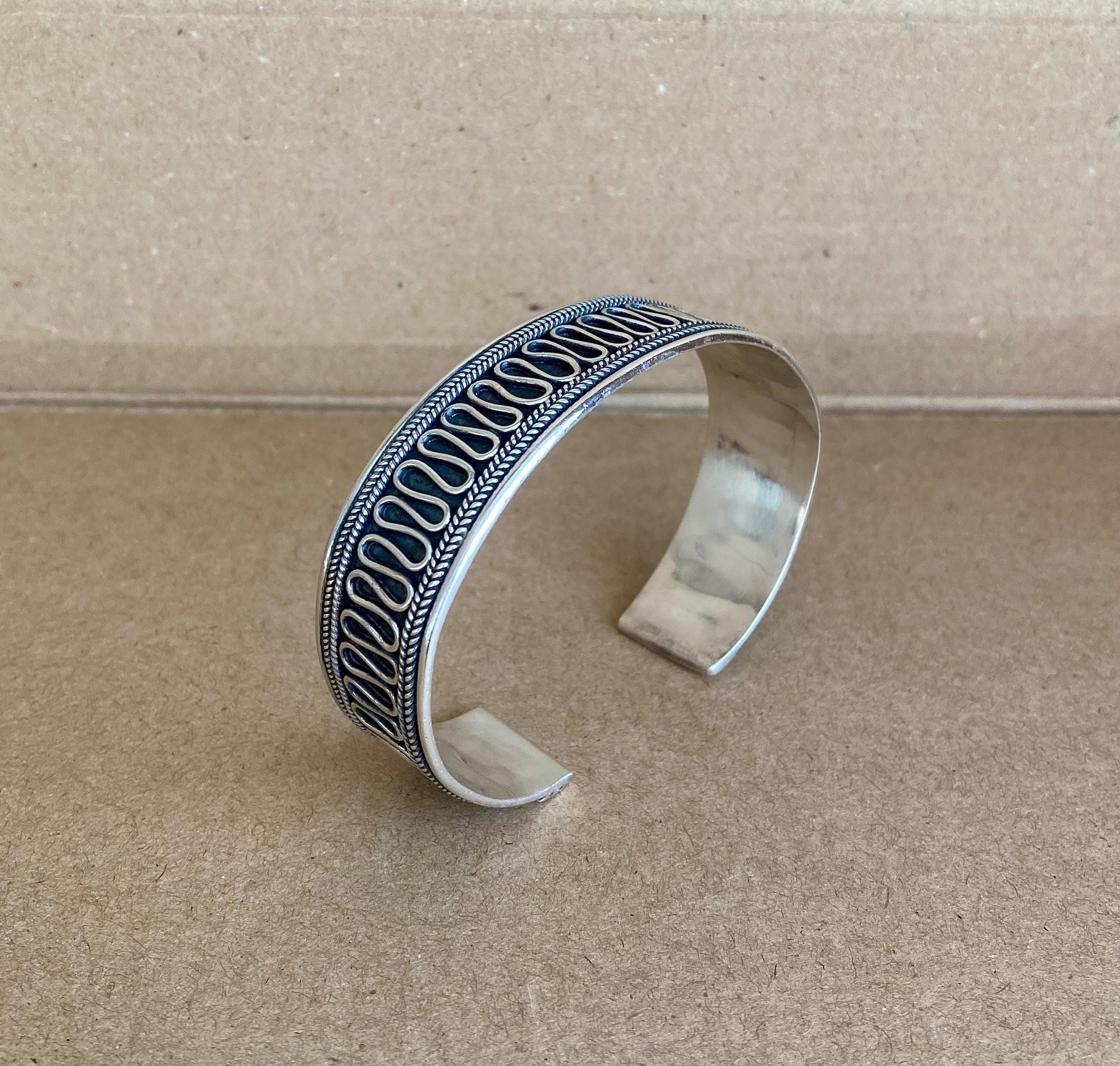 アクセサリー Vintage Silver Wide Wave Caff Bangle 925 A Vintage 925 Silver Wavy Inspired Modern Cuff Open Bangle
