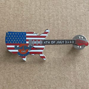 Cadeau unique Hard Rock Cafe - carte drapeau des Etats-Unis broche en émail pour guitare - broche guitare vintage - Amour de la guitare - Amour vintage
