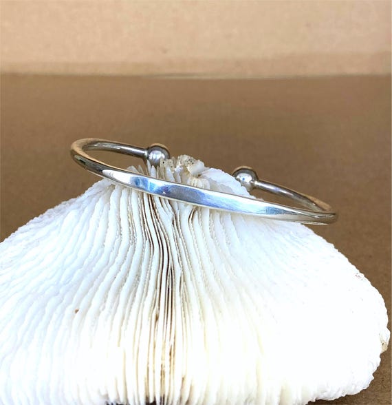 Solid 925 Sterling Silver Open Bangle - weight 14… - image 8