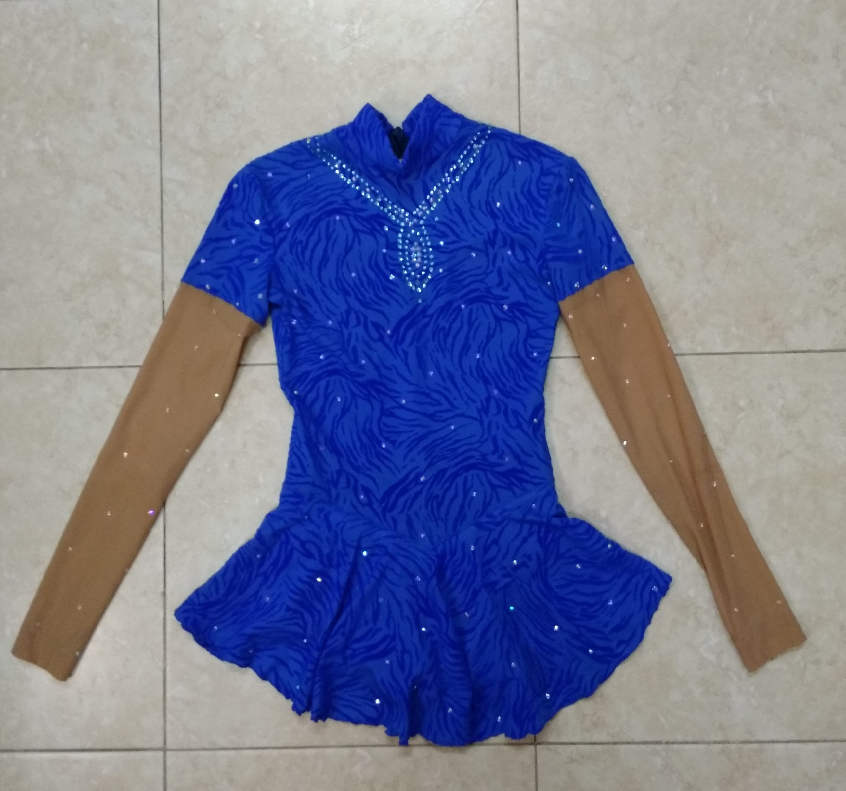Robe patinage artistique #patin #patinage artistique #robe #competition