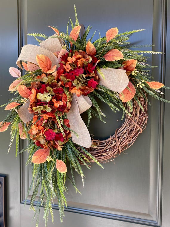 Seasonal Wreath Arrangement Ideas: Stunning Designs to Brighten Any Door
