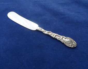 Louis XV Sterling Butter Spreader by Durgin ca 1891 mono