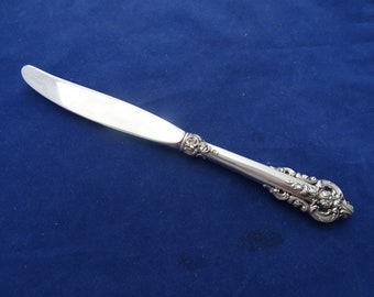 Wallace Grande Sterling Handle Baroque Dinner Knife no mono