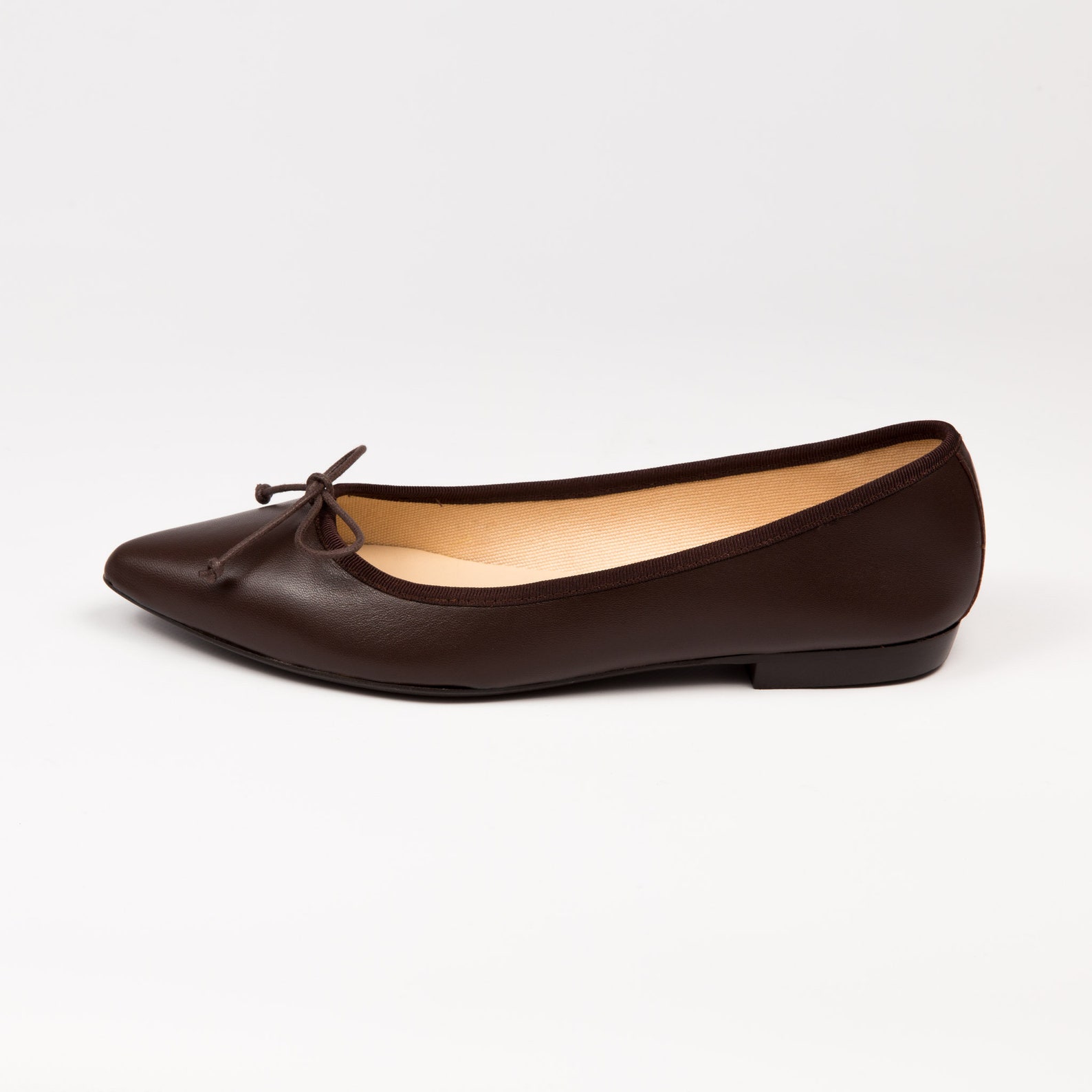 brown ballet flats | brown leather ballerina shoes | elegant flat shoes for women | pointed toe flats | global free shipping brown ballet flats | brown leather ballerina shoes | elegant flat shoes for women | pointed toe flats | global free shipping