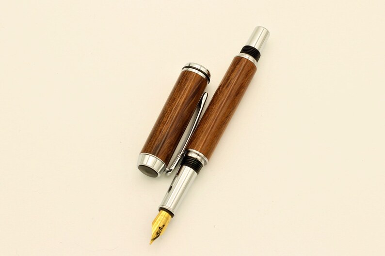 Custom Fountain Pen / Unique Gift / Baron / Calligraphy / Etsy