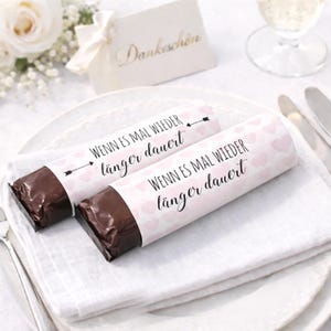 Chocolate wrappers for weddings "When things take longer than expected" | Wedding favors | Wedding guests' waiting time | Candy bar decorations
