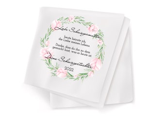 Handkerchief for the bride's mother-in-law with the year