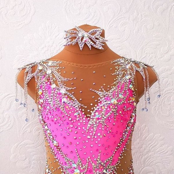 Rhythmic gymnastics leotard