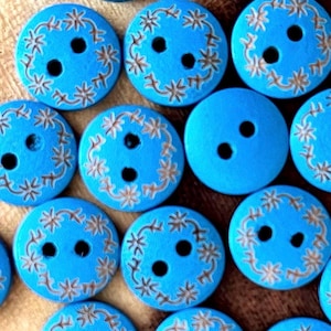 Bright Blue Petite Wood Buttons 13mm Floral Carved Design Fastener for Cardigan Button Doll Clothes Wood Clothes Tree Nature 2 eye (8 peice)
