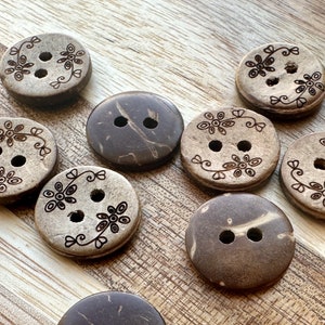 Petite Vine Coconut Buttons 10mm Floral 2 Eye Fasteners Craft Notion for Cardigan Button Doll Clothes Wood Button Asian Carved (10 piece)