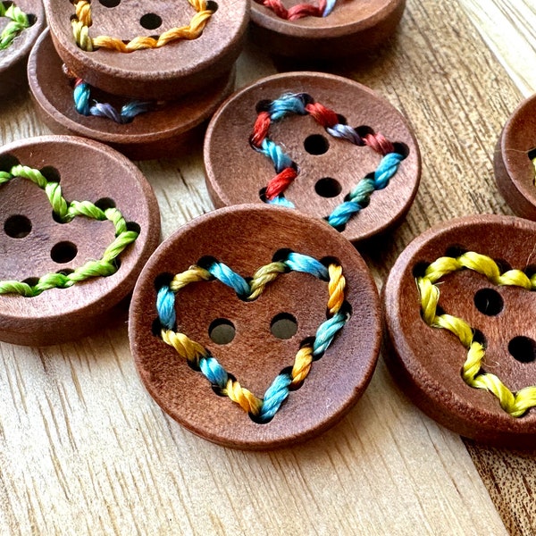 Love in Stitches Buttons 6 Pieces 20mm Random Color Mix Round Brown Buttons Wooden Fasteners for Cardigan Jacket Doll Crochet