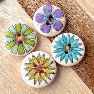 Flower Paints Buttons 15mm Pretty Sketch Floral Painting Wood Button Cardigan Doll Clothes Craft Fastener Artsy Flower Button (8 piece set)