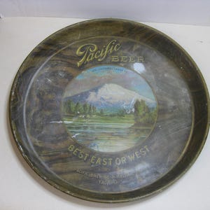 Pacific Beer-dienblad met Mount Tacoma Pre-verbod