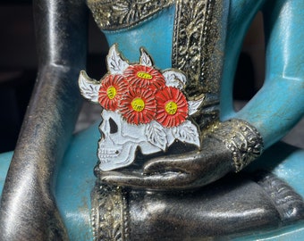 Red Daisy Queen - 3D Mold Pin - (Billy Strings ) - ( Multiple Variants )