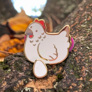 Chicken and egg pin set