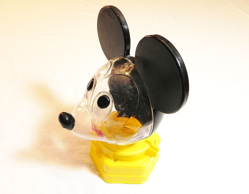 Mickey Mouse 60th Anniversary Gumball Machine by ToonEGuy on DeviantArt Mickey mouse gumball machine
