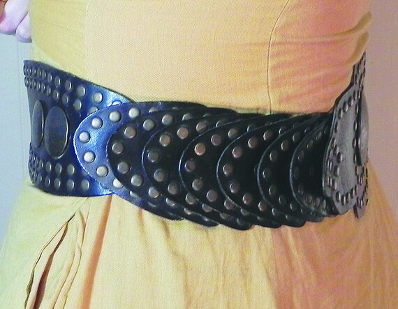 Rare Vintage DKNY Black Leather Belt with studs - image 3