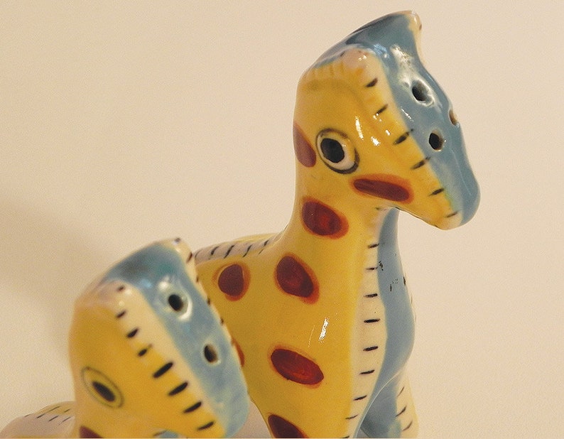 Adorable Vintage Stitched Baby Giraffe Salt and Pepper Shakers