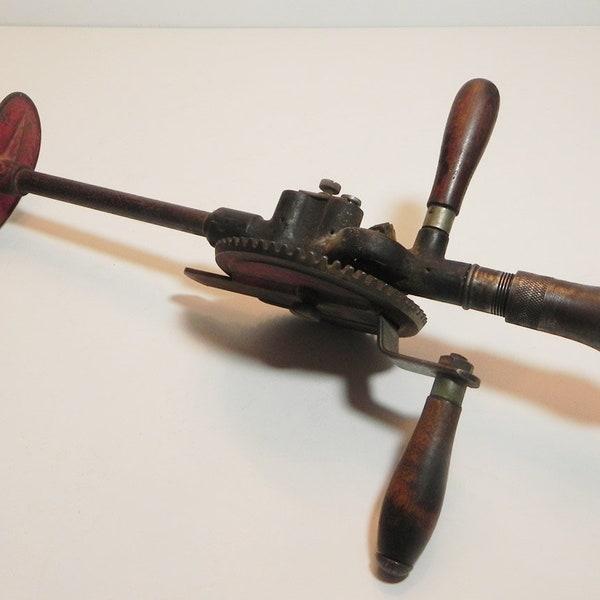 Vintage Millers Falls Co. Hand Crank Drill