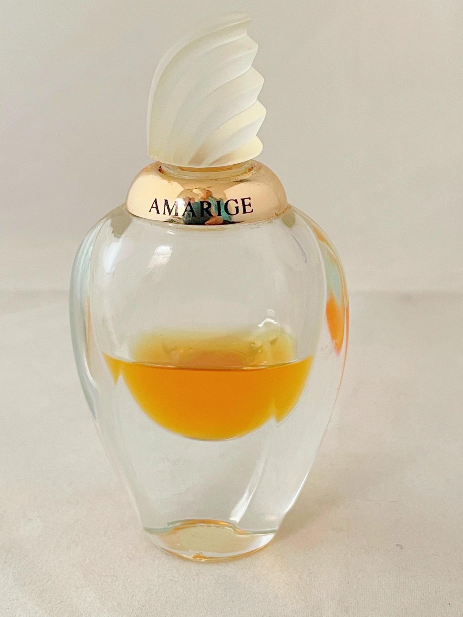 Parfum Givenchy Amarige des années 90, arrêt de série des parfums et fragrances