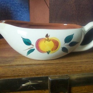 Vintage Stangl FRUIT Lidded Gravy Boat, Handpainted Pottery Collectibles