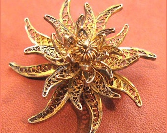 Topazio Portugal Vermeil Flower Brooch Vintage Jewelry Gold over Sterling Silver