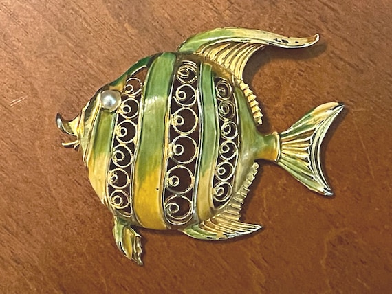 Vintage Enamel Filigree Brooch Fish Green Gold - image 1