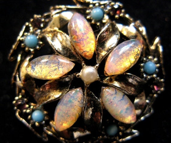 Vintage Faux Opal Art Glass and Rhinestone Brooch - image 3