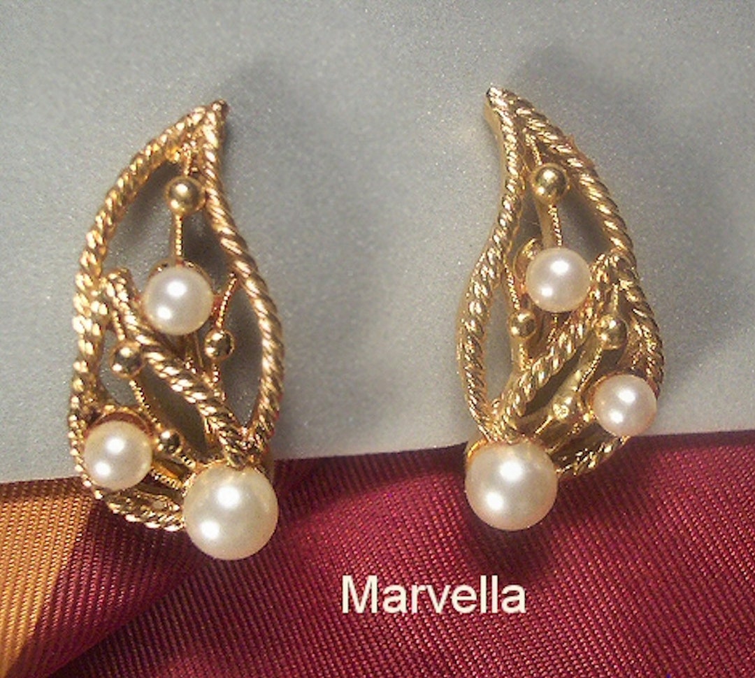 Vintage Signed Marvella Imitation Pearl Leaf Earrings
