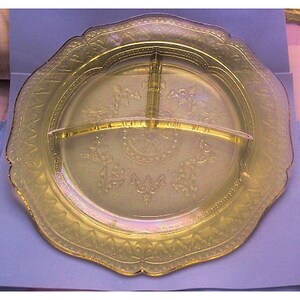 Federal Glass Patrician Grille Plate