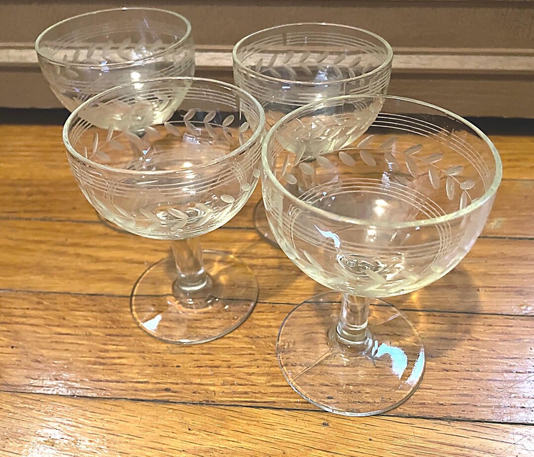 Anchor Hocking AHC55 Low Sherbet Laurel Etched Glass Horizontal