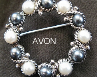 Avon Two Tone Faux Pearl Circle Brooch Vintage Jewelry