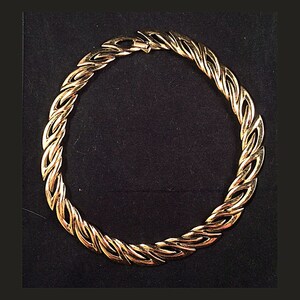 Collana a maglie classiche di classe vintage