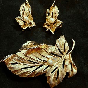 Vintage Coro Jewelry Set, Coro Brooch, Coro Earrings, Costume Jewelry, Vintage Jewelry, Signed Jewelry