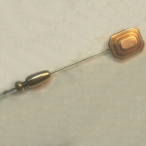 Vintage 14K Tri-tone Gold Stickpin