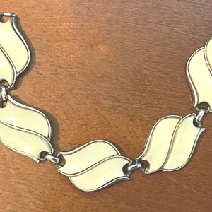 Vintage 1950s-1960s Signed Coro Thermoplastic Five Link Bracelet