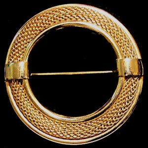 Circle Pin Brooch, Classic Brooch, Mesh Brooch