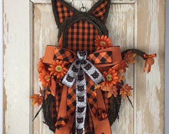 Kitty Halloween~Cat Door Decor~Halloween Cat Hanger~Cat Lover Decor~Kitty Decor~Fall Decor Porch~Halloween Decor Porch~Halloween Front Door