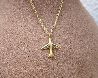Plane necklace gold silver, minimalist travel jewelry for women, dainty airplane pendant, wanderlust necklace, travel gift for her