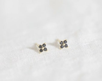 Flora earrings gold plated gold chips flower zircon black crystal studs, accumulation of golden jewelry, minimalist trendy women's gift
