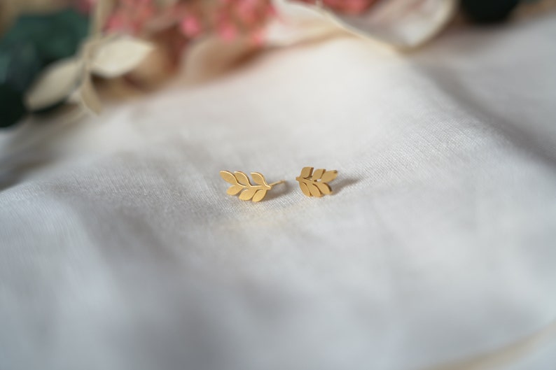 Flora earrings gold or silver plated laurel leaf chips women's gift minimalist chic timeless original trendy jewelry image 4
