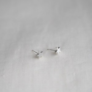 Star earrings gold and silver plated, trendy minimalist chips, fancy woman's gift, simple gold star stud jewelry image 6